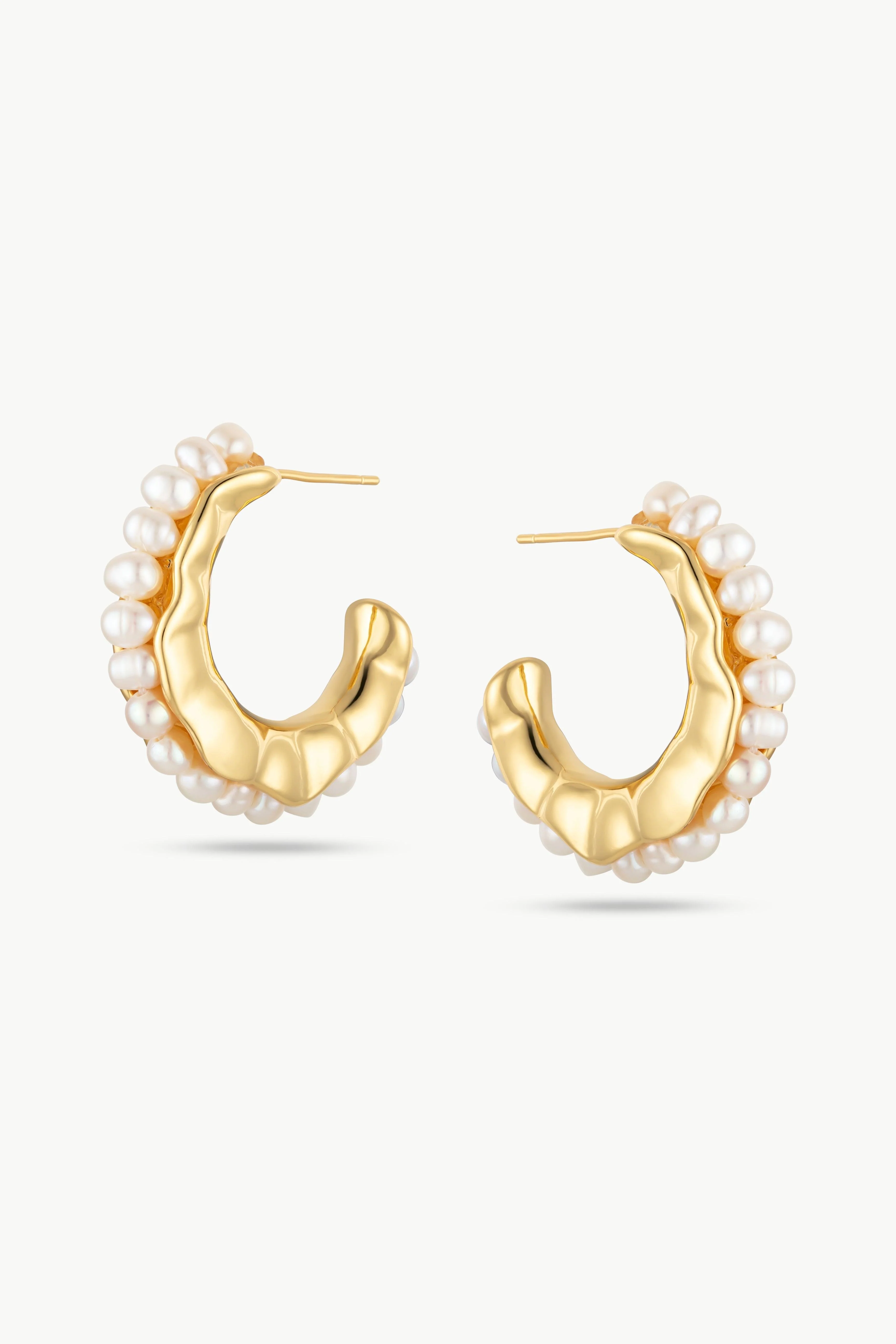 AELIA - Pearl Scalloped Hoop Earrings - Image 8
