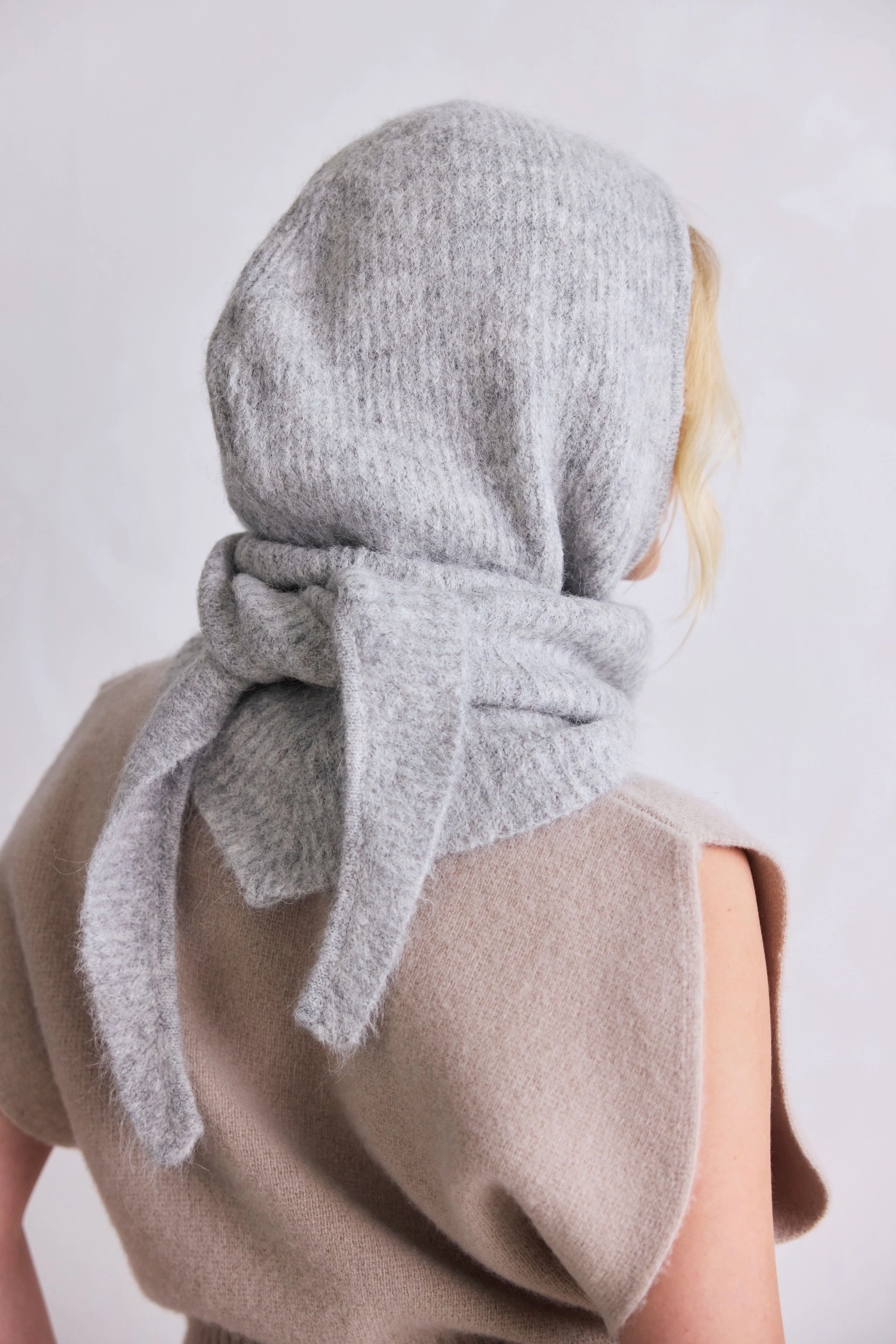The Alpaca Hooded Scarf - Blizzard Grey - Image 13