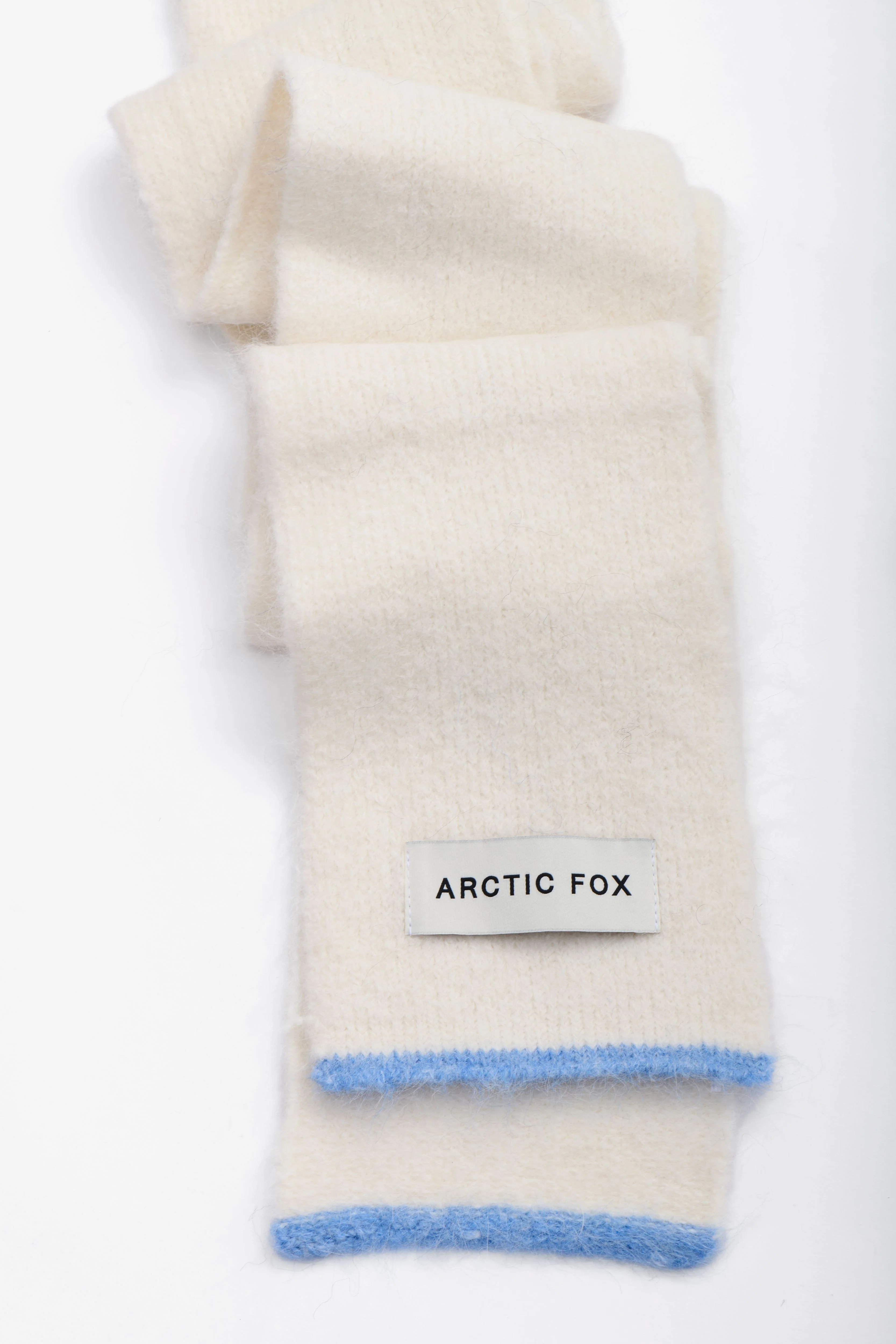 The Alpaca Skinny Scarf - White - Image 9