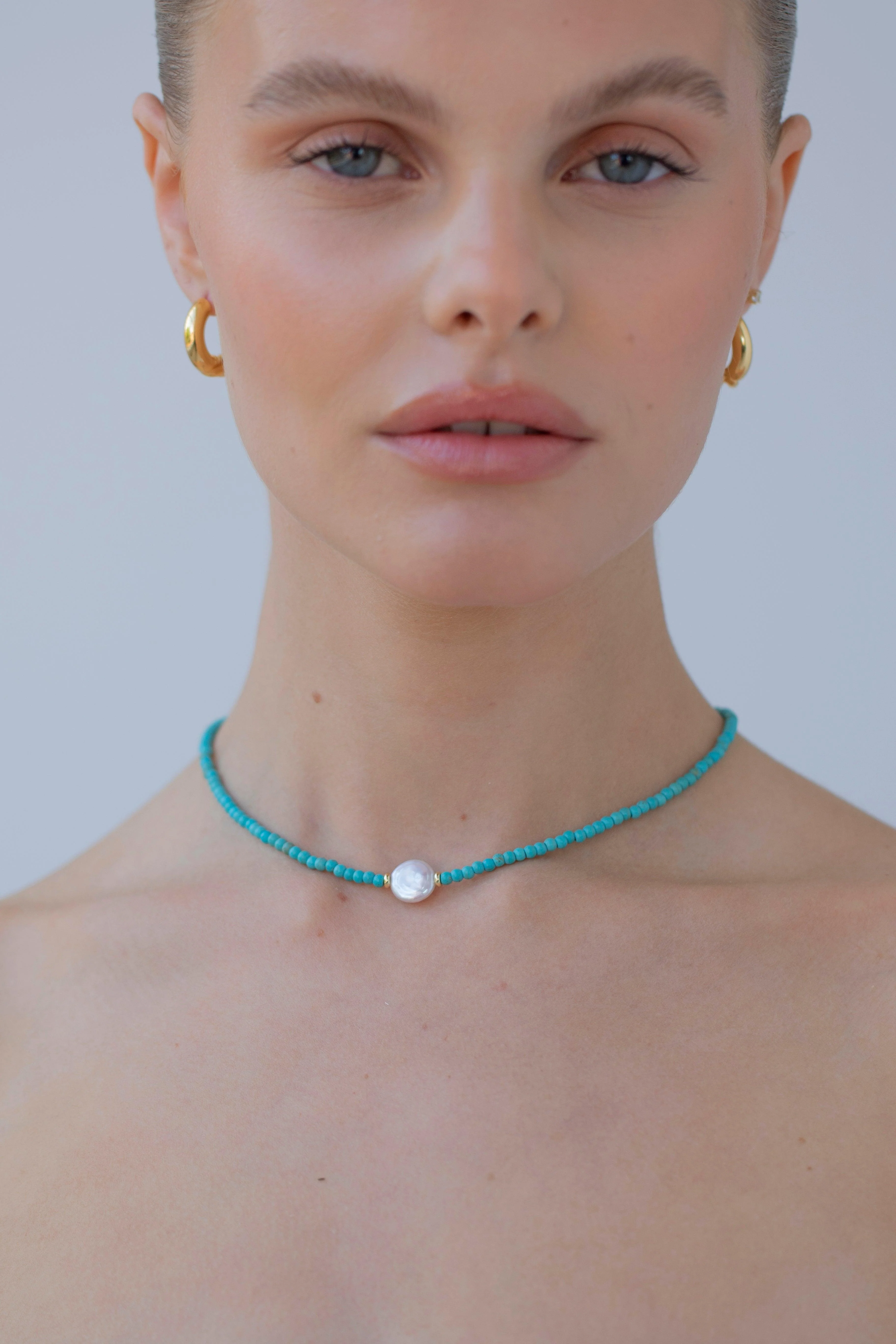 AMARA - Half Twist Gold Hoop Earrings - Image 5