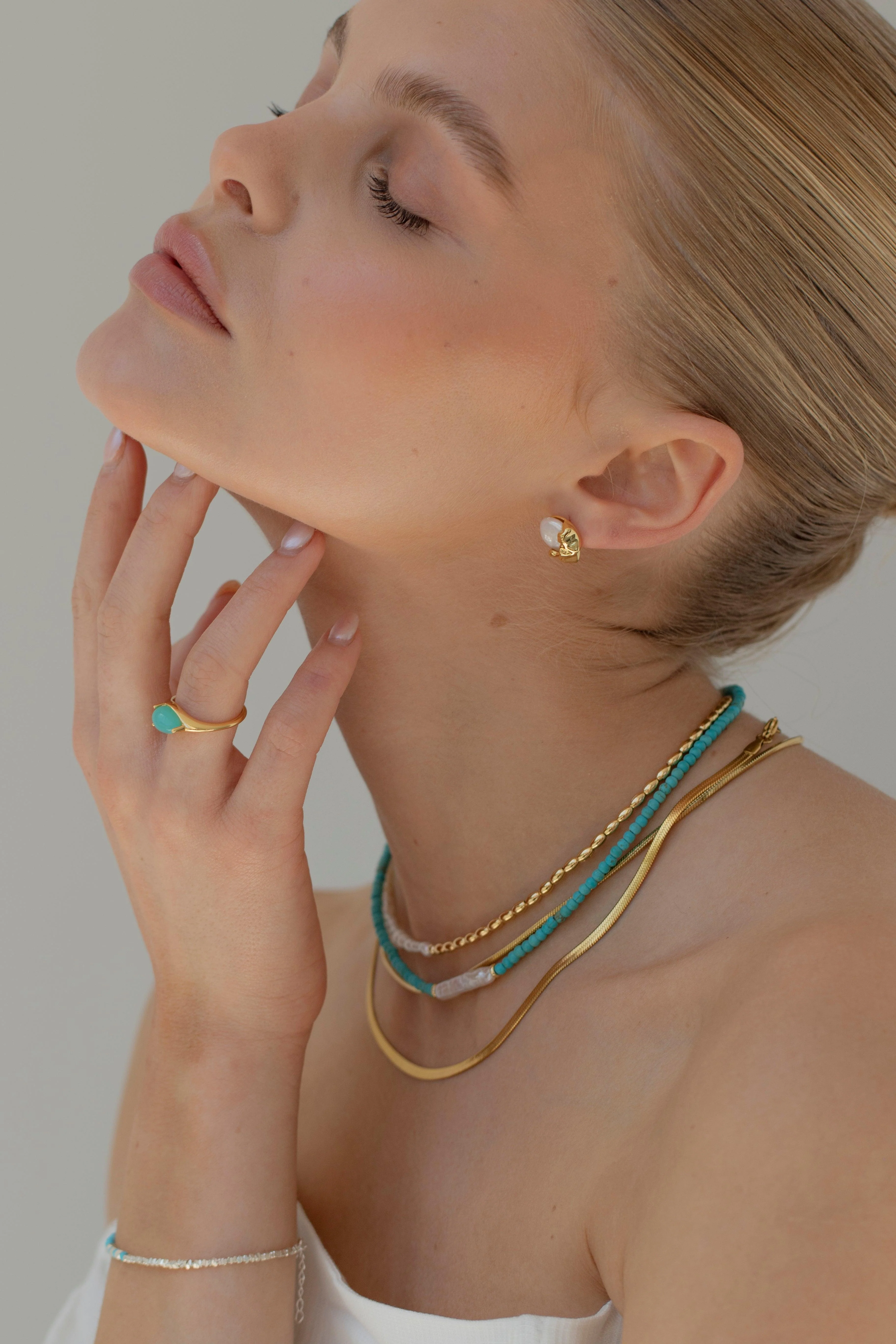 DELILAH - Gold Nugget Pearl Necklace - Image 4