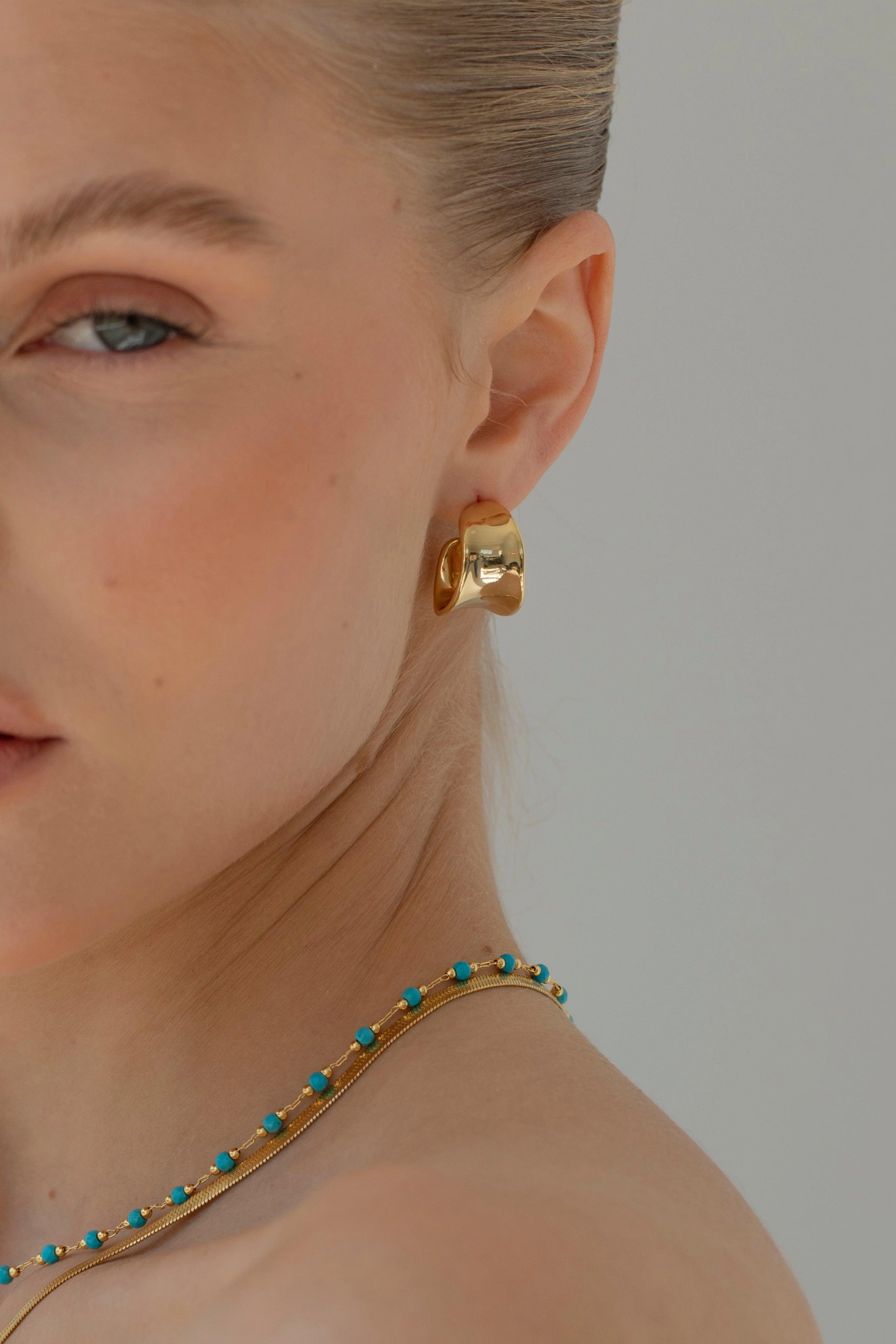 EOS - Irregular Hoop Earrings - Image 4
