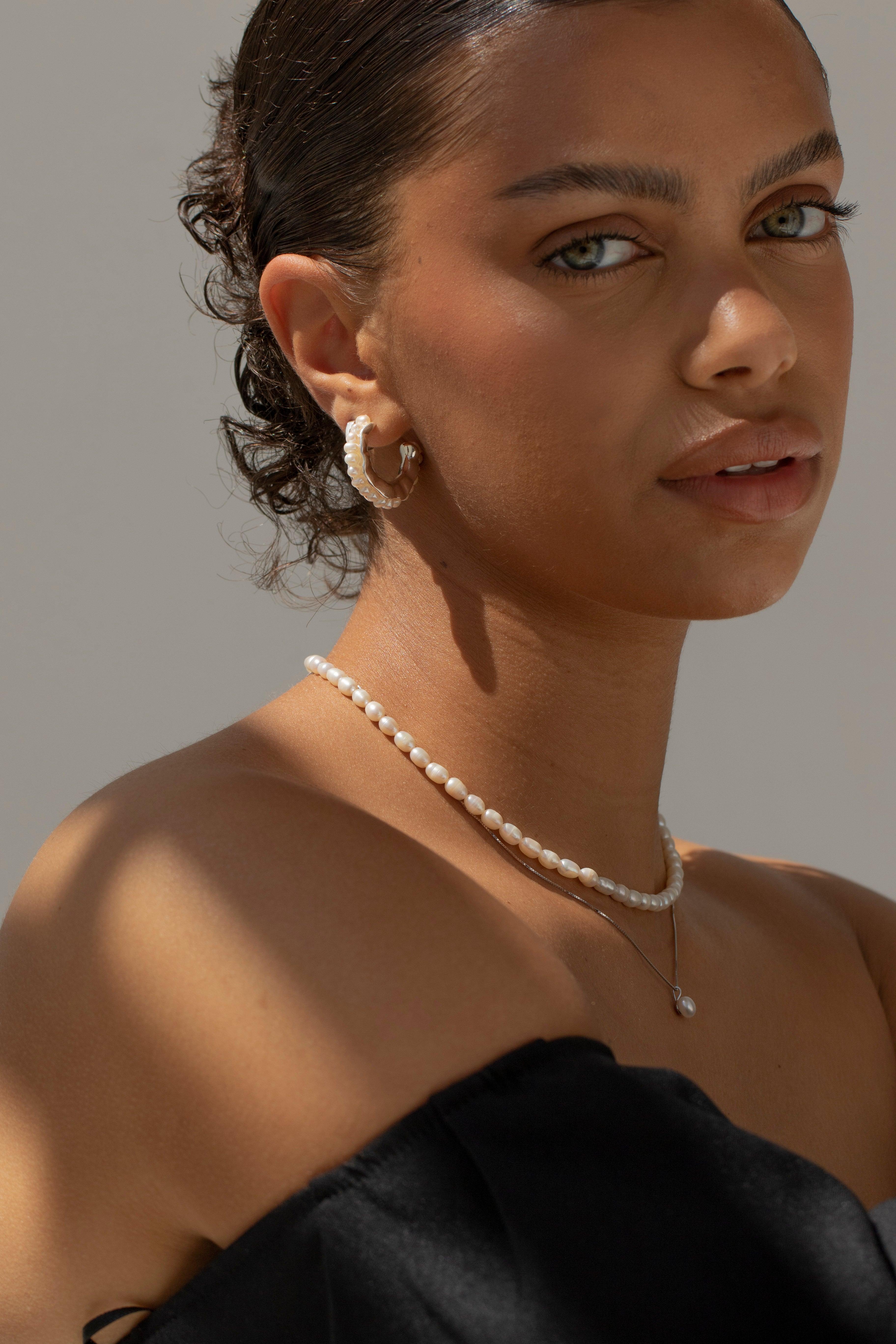 FAE Pearl Satellite Necklace - Image 8