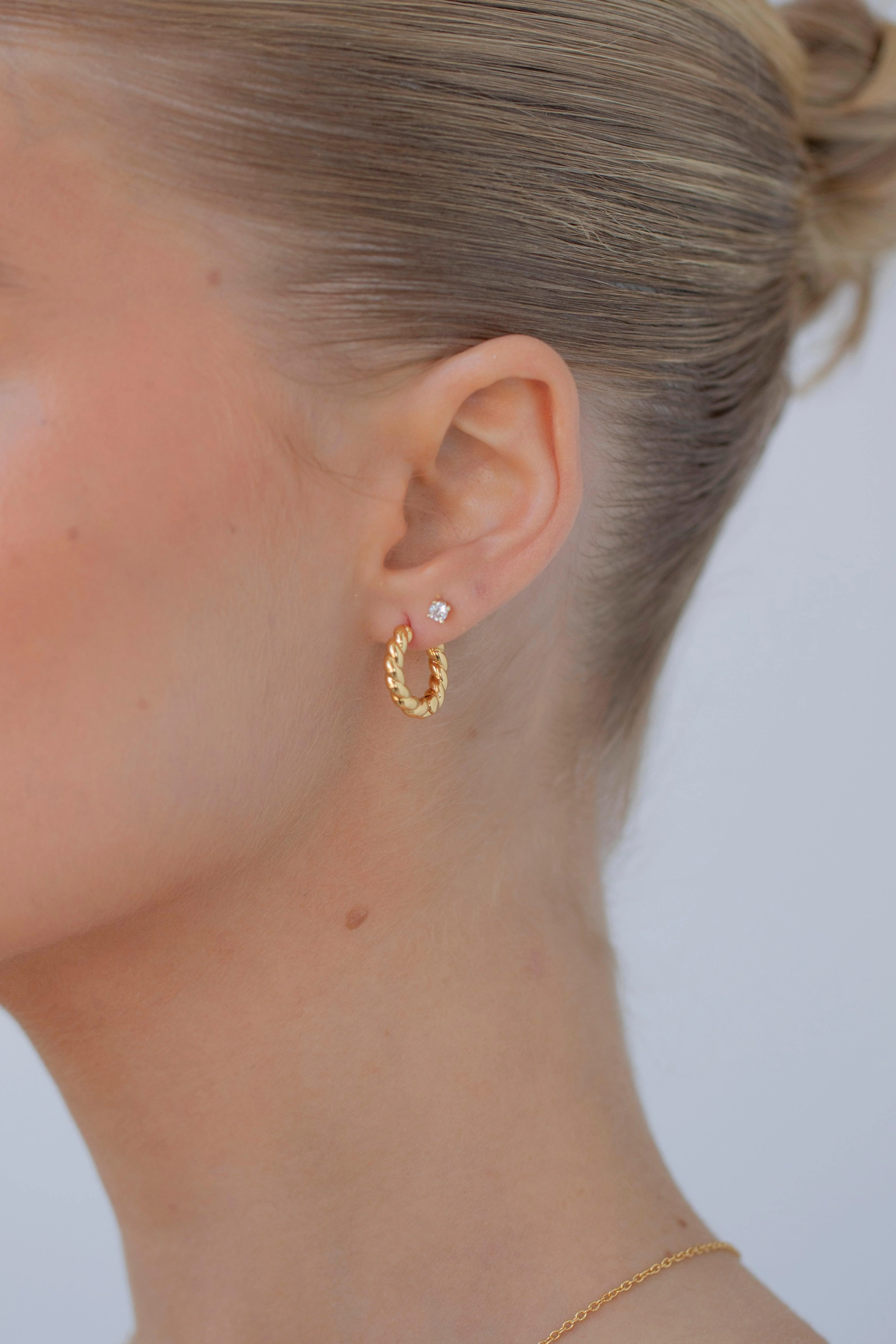 HANA - Twisted Rope Hoop Earrings - Image 2