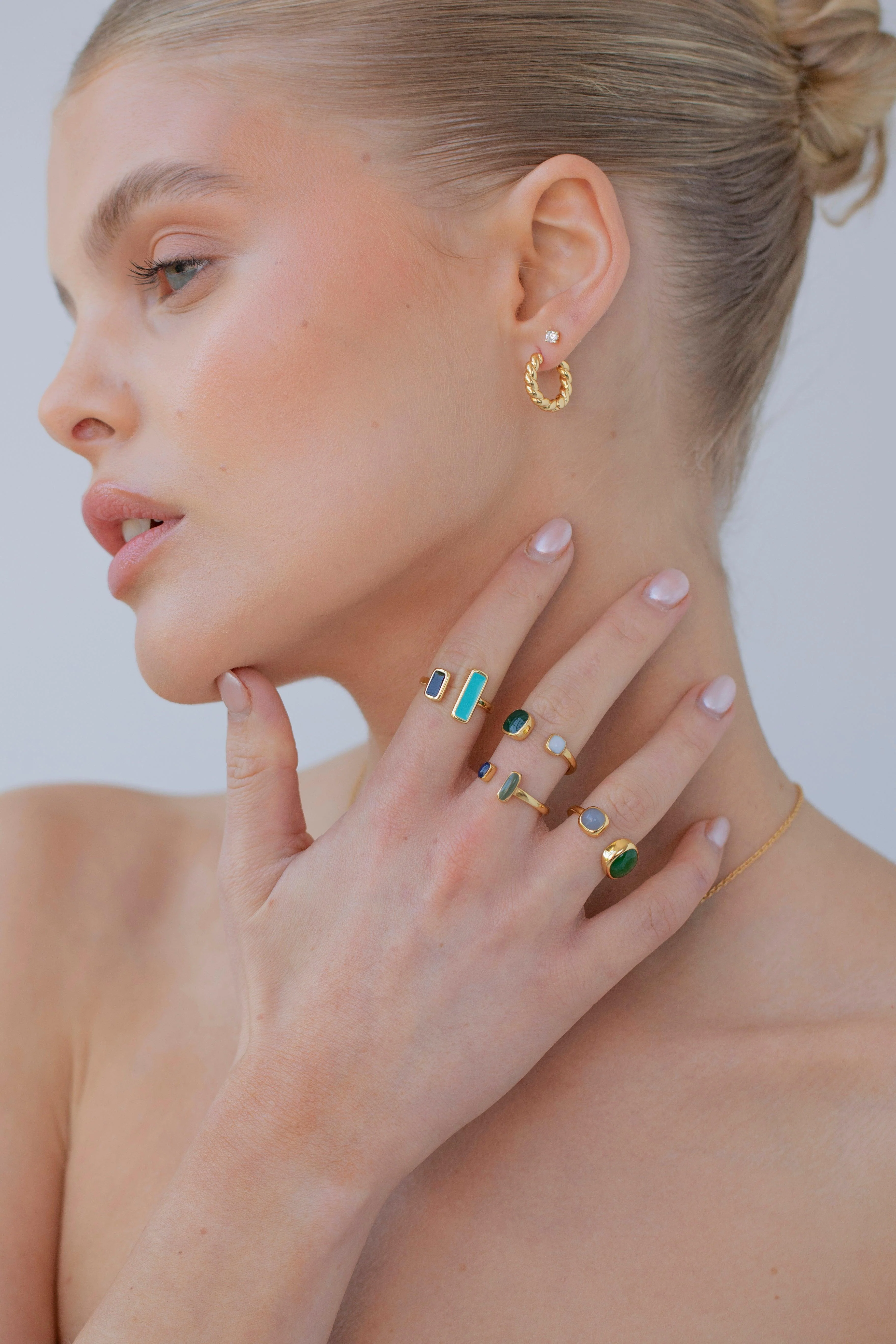 HANA - Twisted Rope Hoop Earrings - Image 3