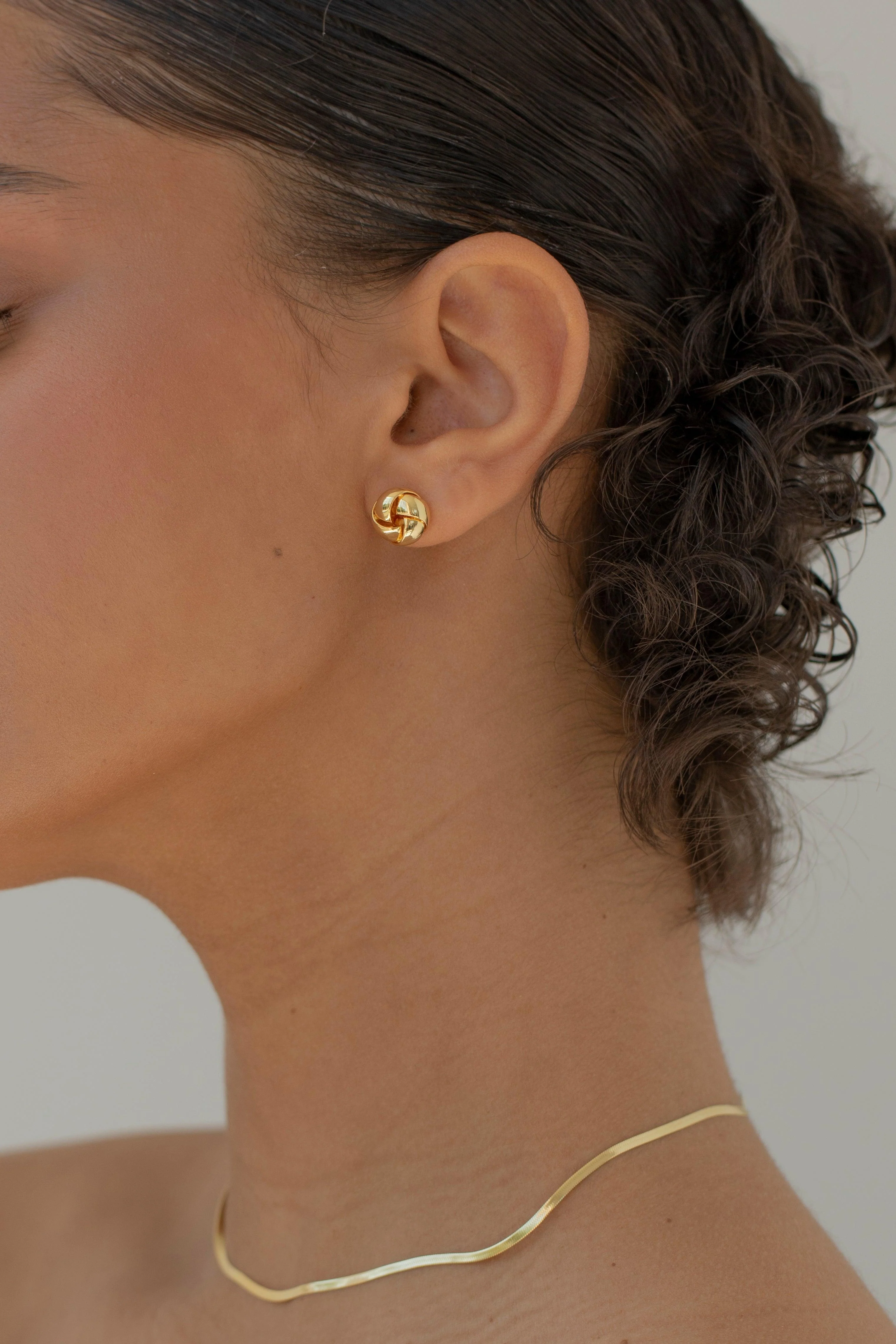 IRIS - Knotted Stud Earrings - Image 5