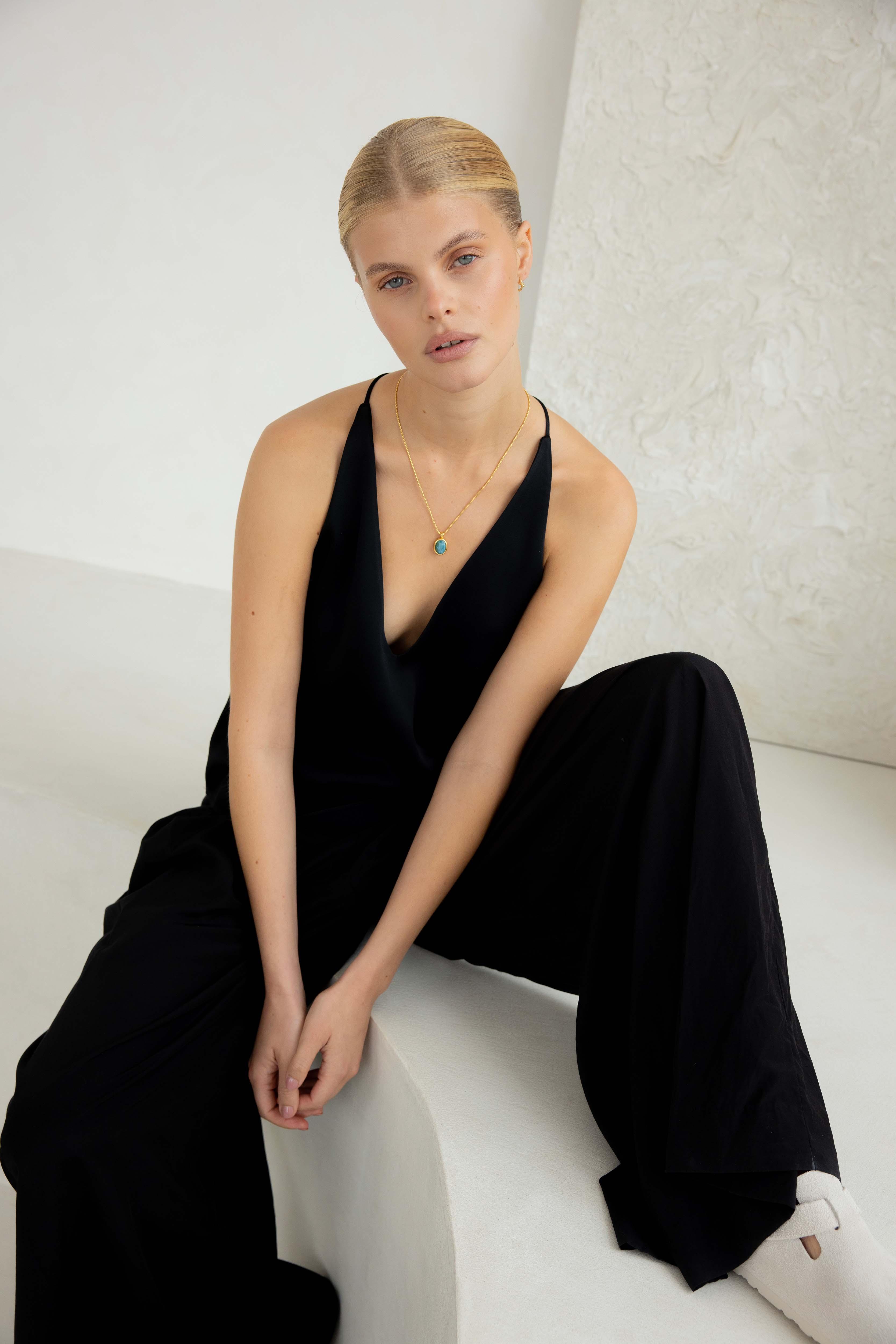 The Large Turquoise Pendant Necklace - Image 3