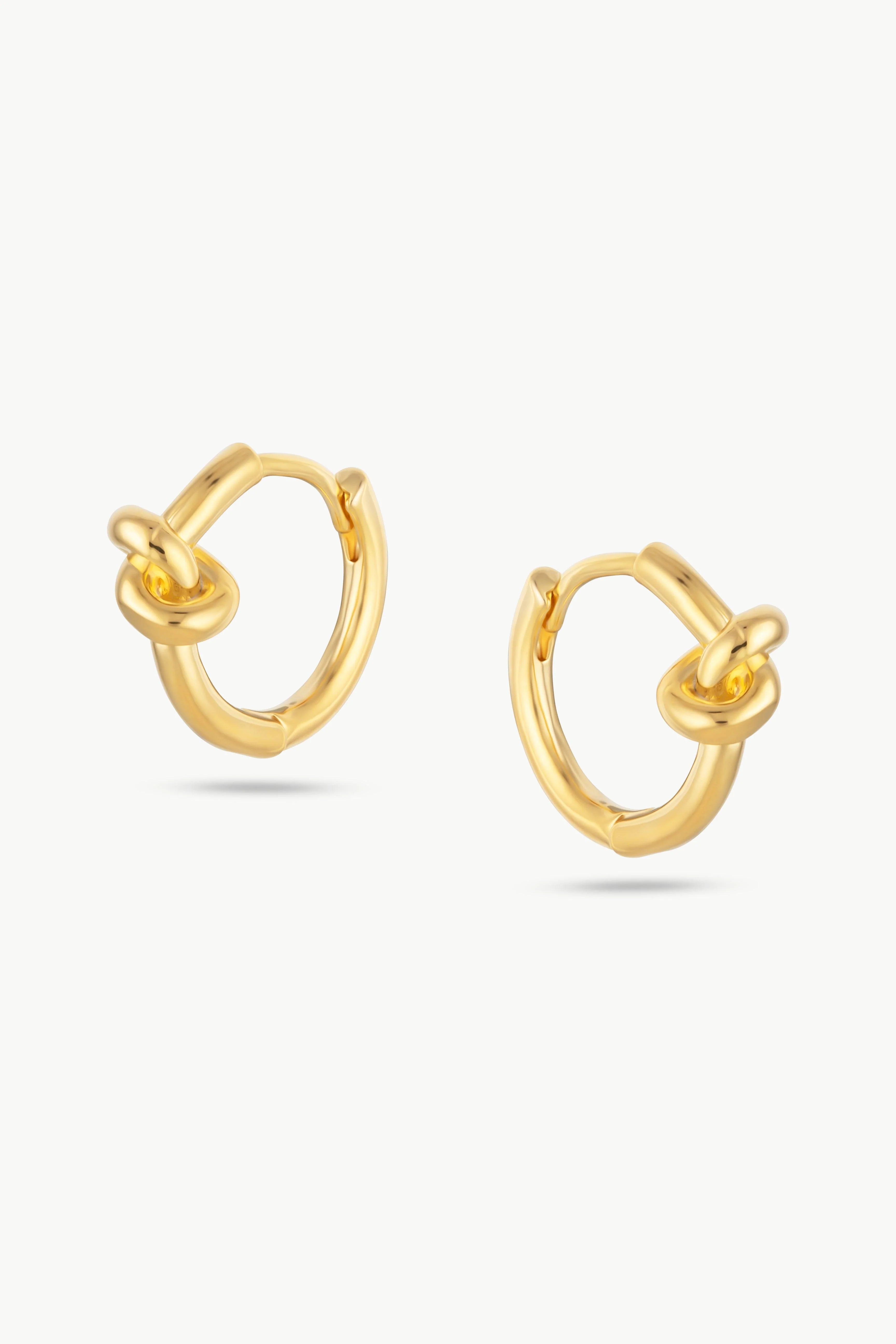 LUNA Mini - Knotted Hoop Earrings - Image 6