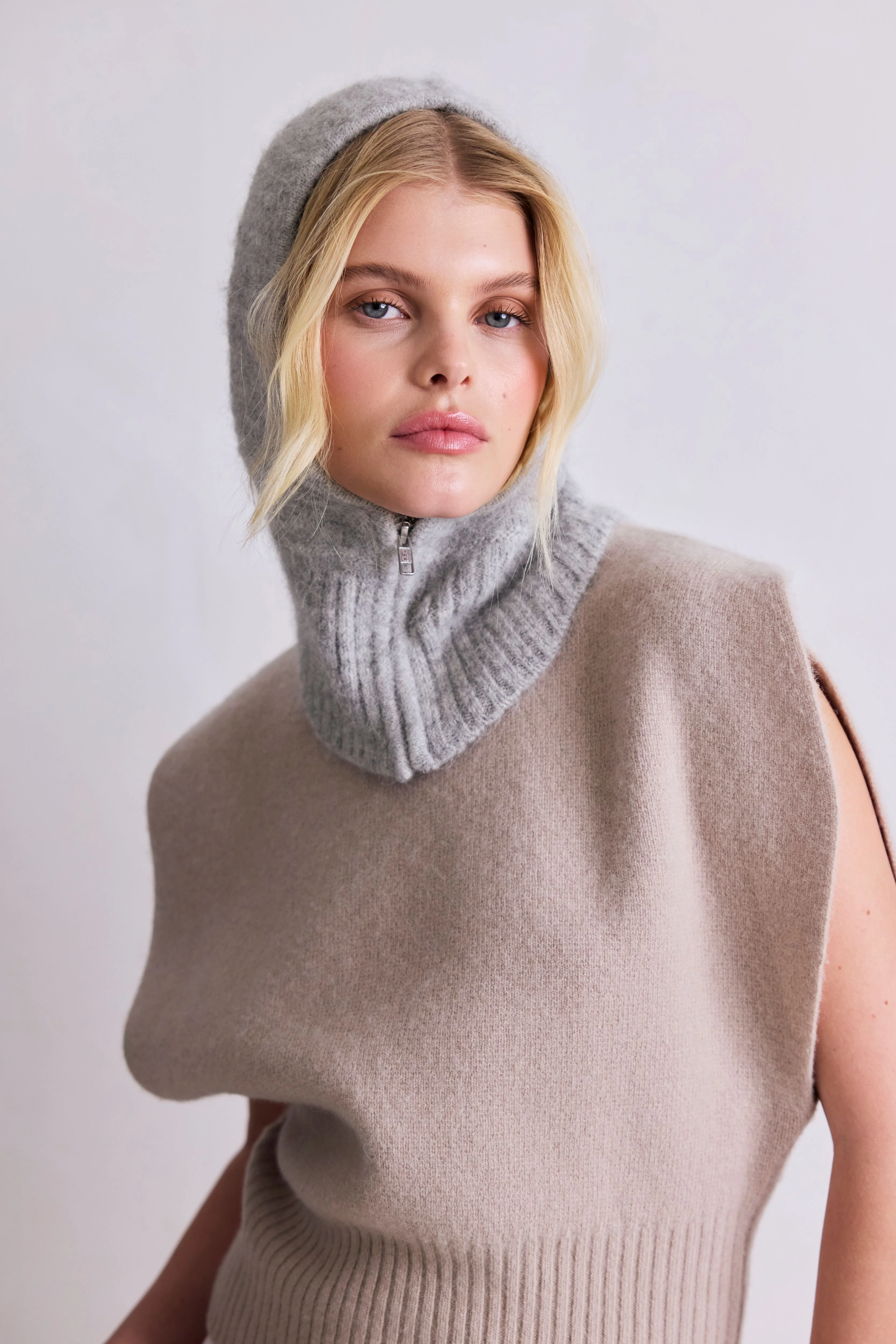 The Alpaca Zip Balaclava - Blizzard Grey - Image 4