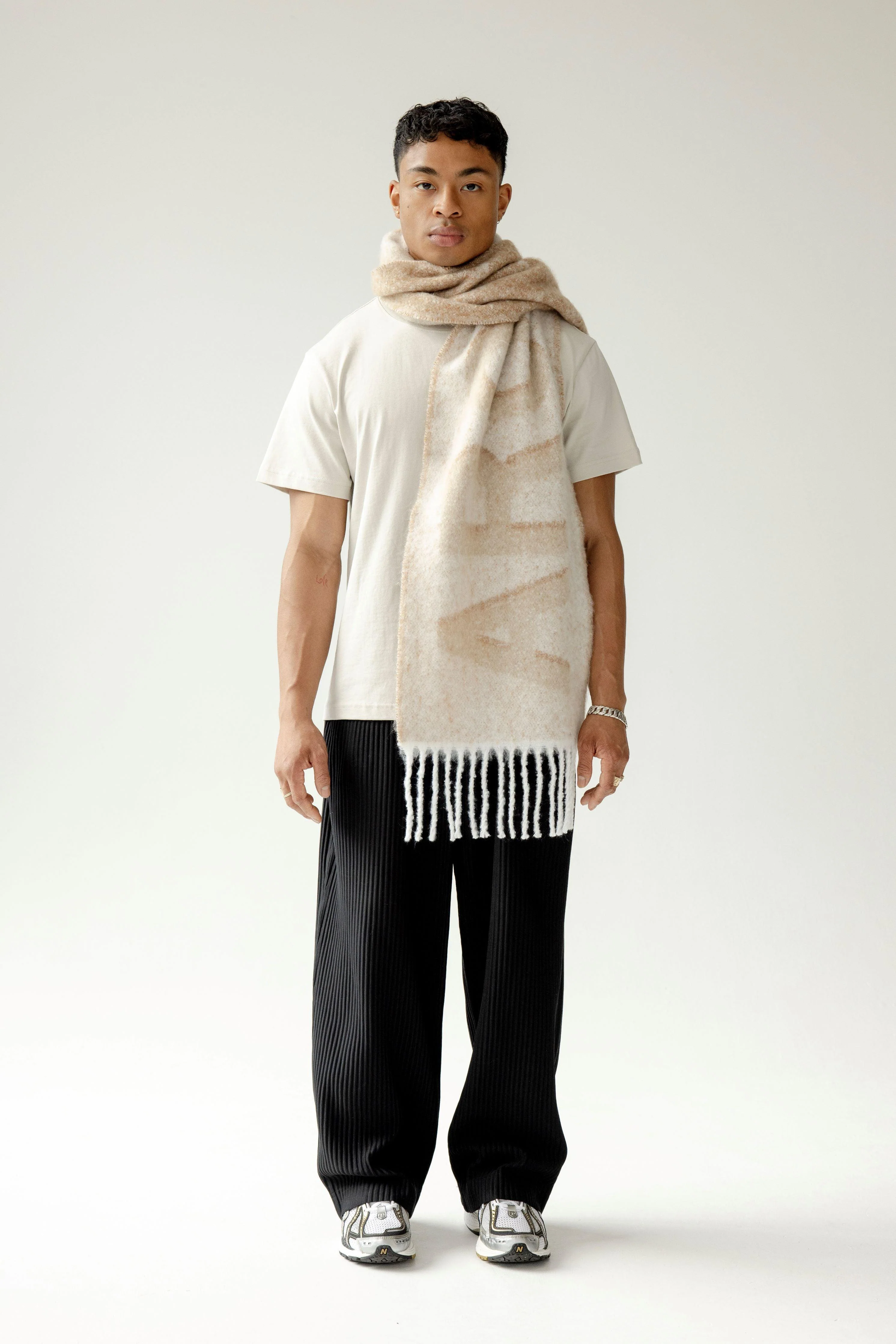 The Logo Scarf - Off White Beige - Image 8
