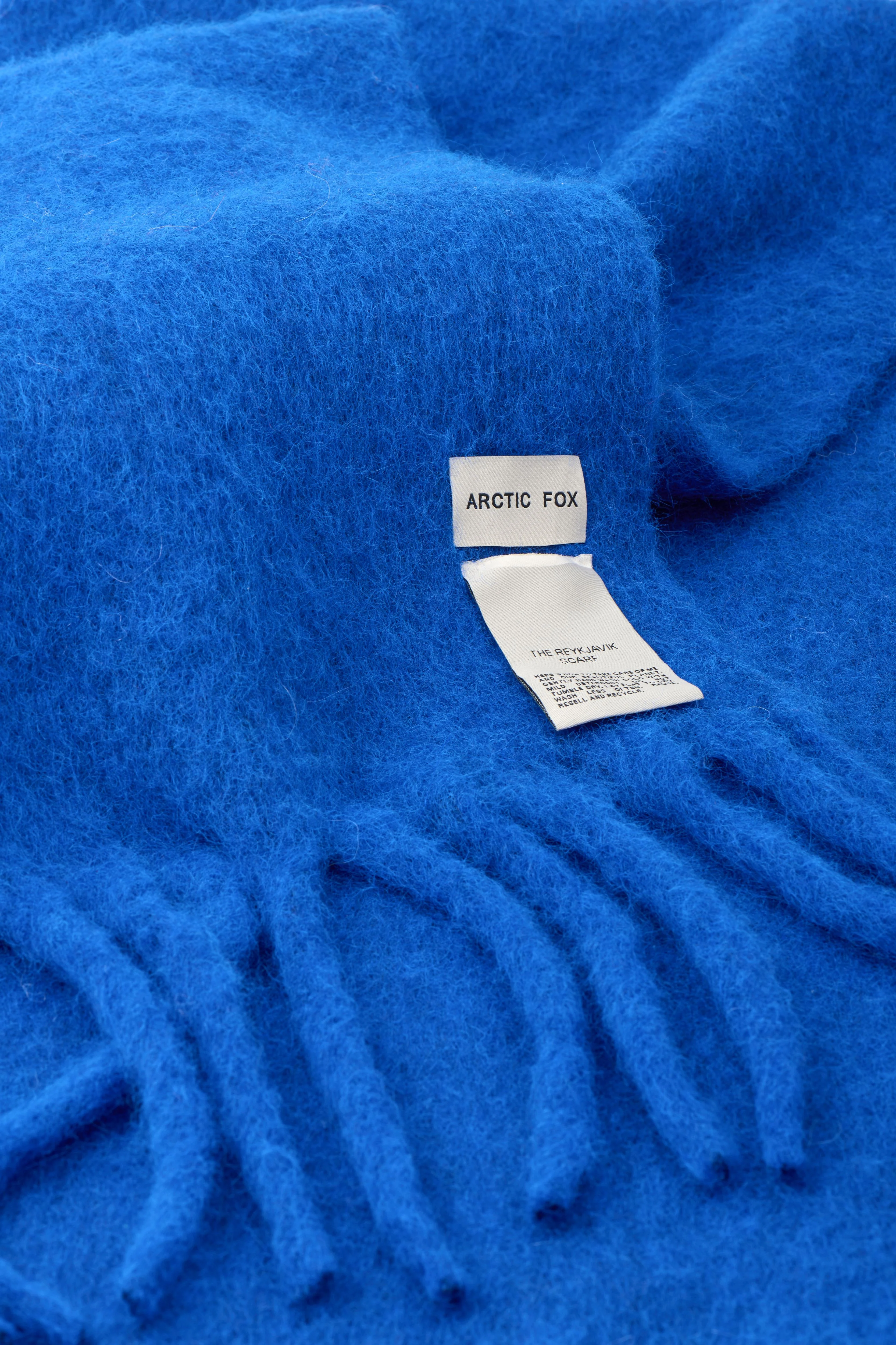 The Reykjavik Scarf with Wool - Electric Blue - Image 3