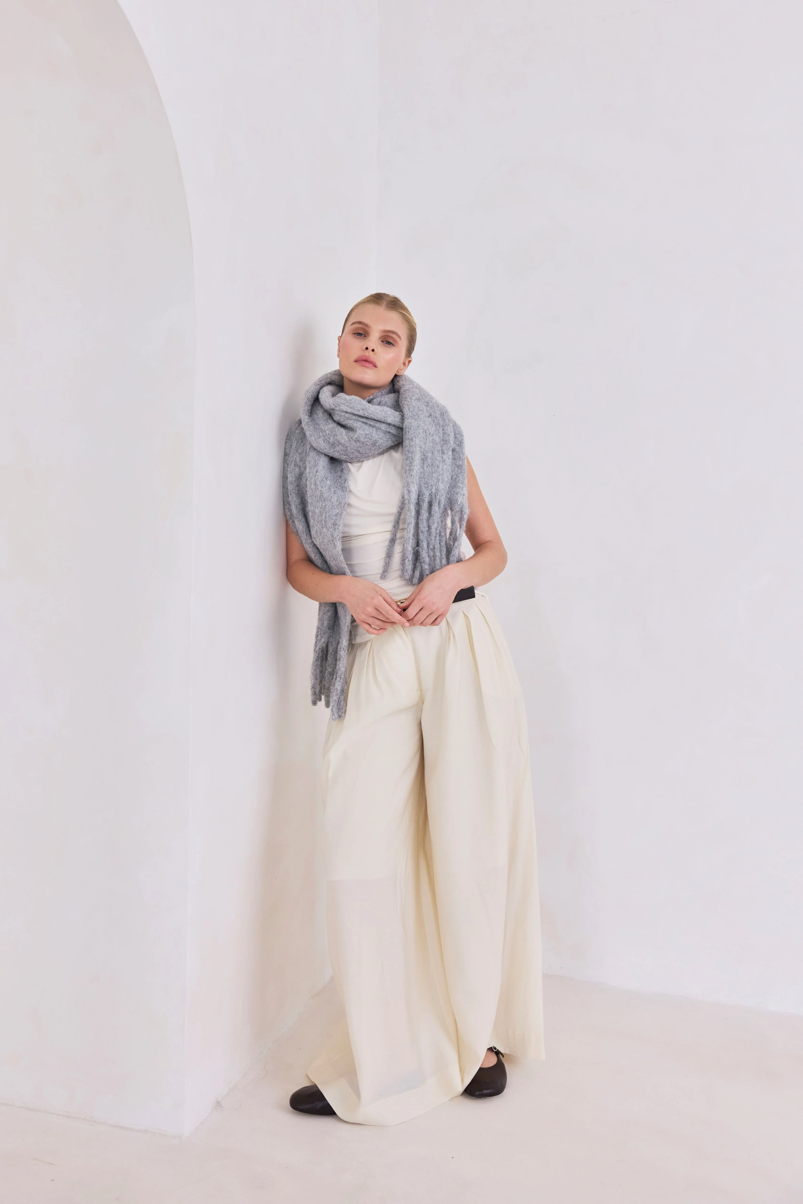 The Reykjavik Scarf with Wool - Grey - Image 6