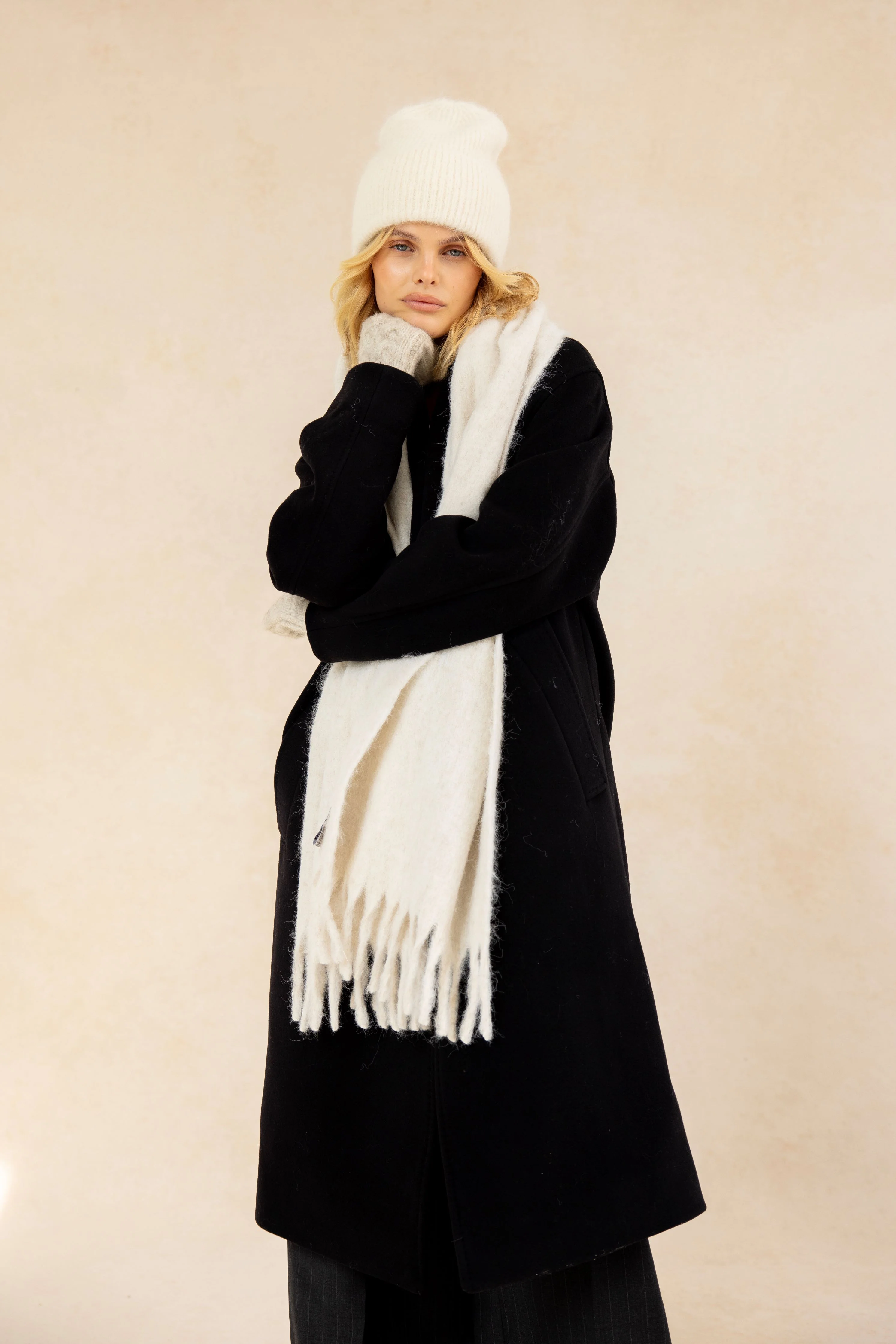 The Reykjavik Scarf with Wool - Natural White - Image 7