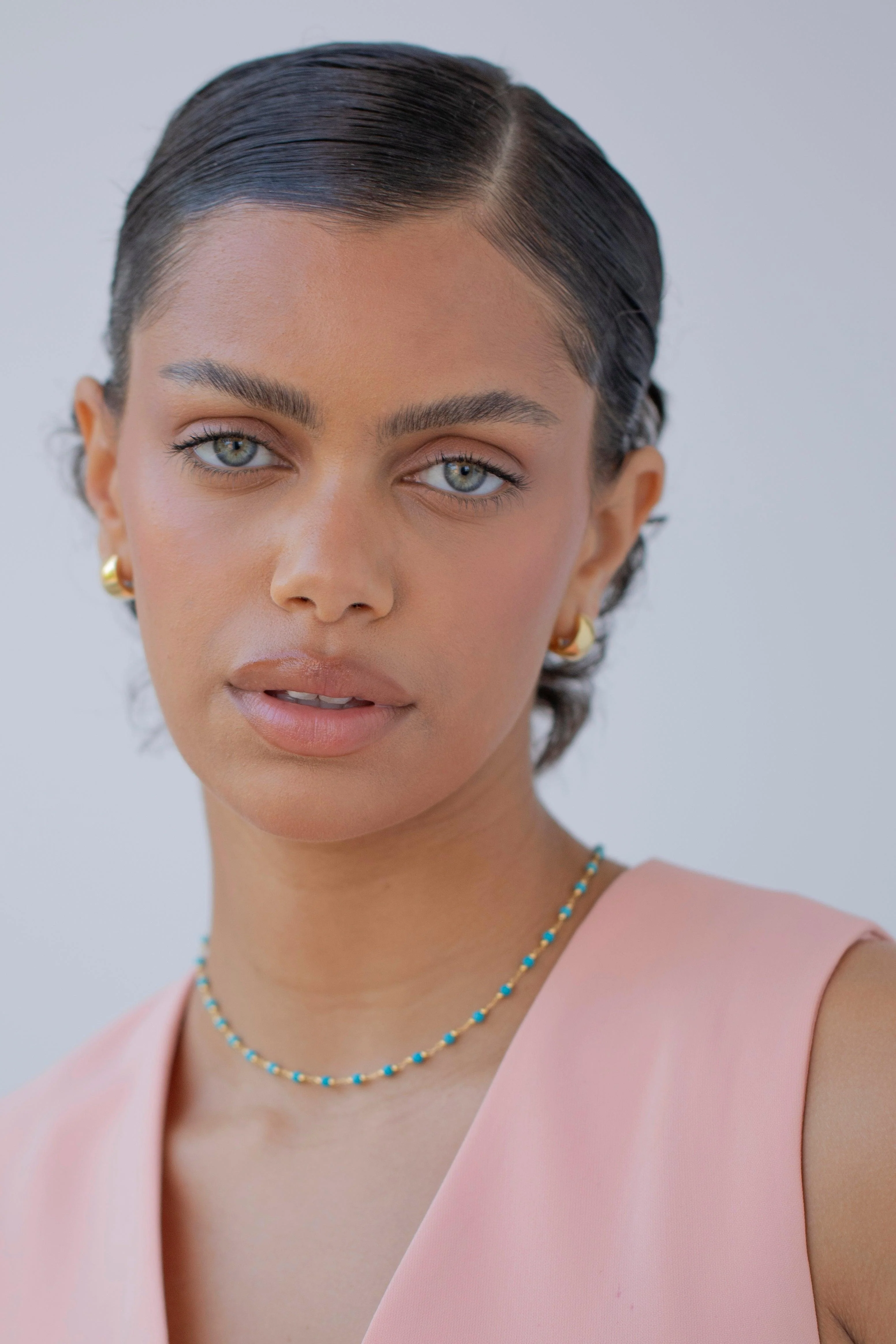 ZOE - Easy Everyday Hoop Earrings - Image 4